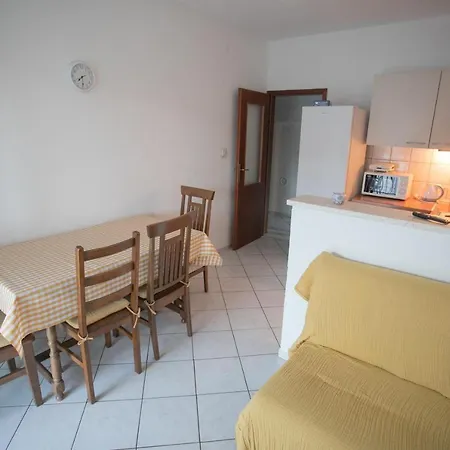 Maslina Gasthof Vinišće